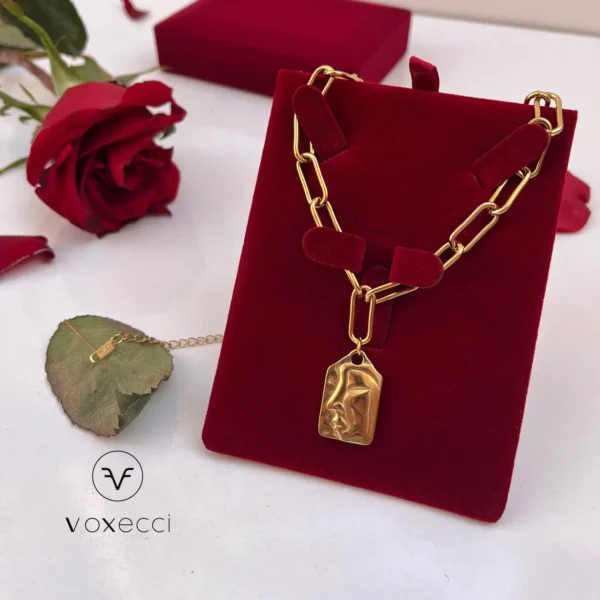 Artboard 3_result Abstract Portrait Necklace